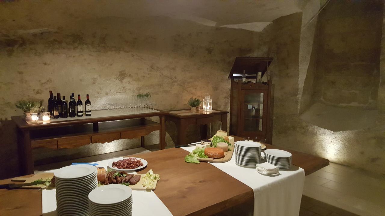 Masseria Fortificata San Francesco Matera Bagian luar foto