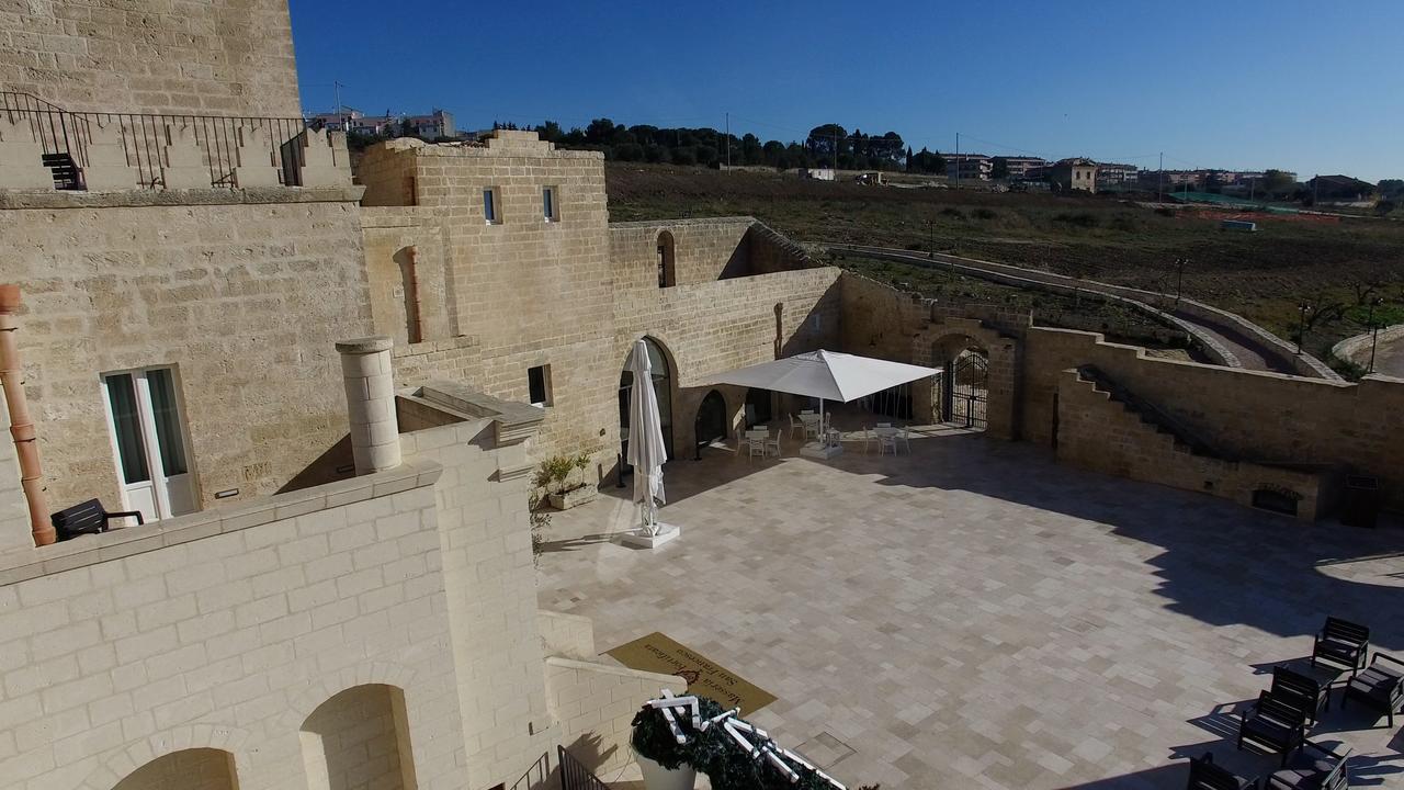 Masseria Fortificata San Francesco Matera Bagian luar foto