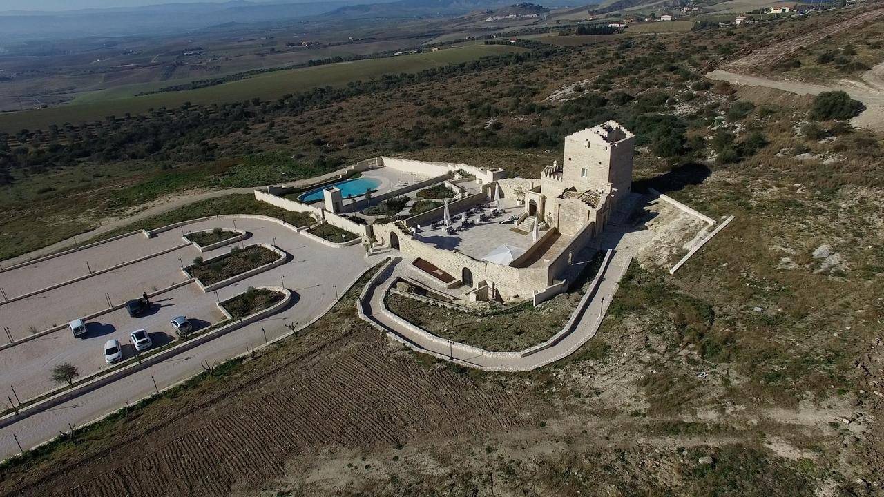 Masseria Fortificata San Francesco Matera Bagian luar foto
