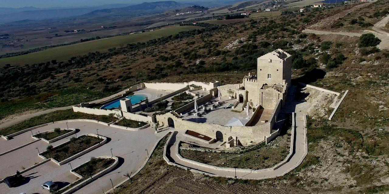 Masseria Fortificata San Francesco Matera Bagian luar foto