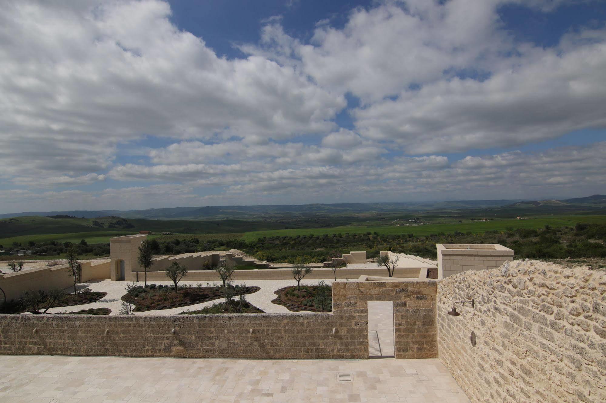 Masseria Fortificata San Francesco Matera Bagian luar foto