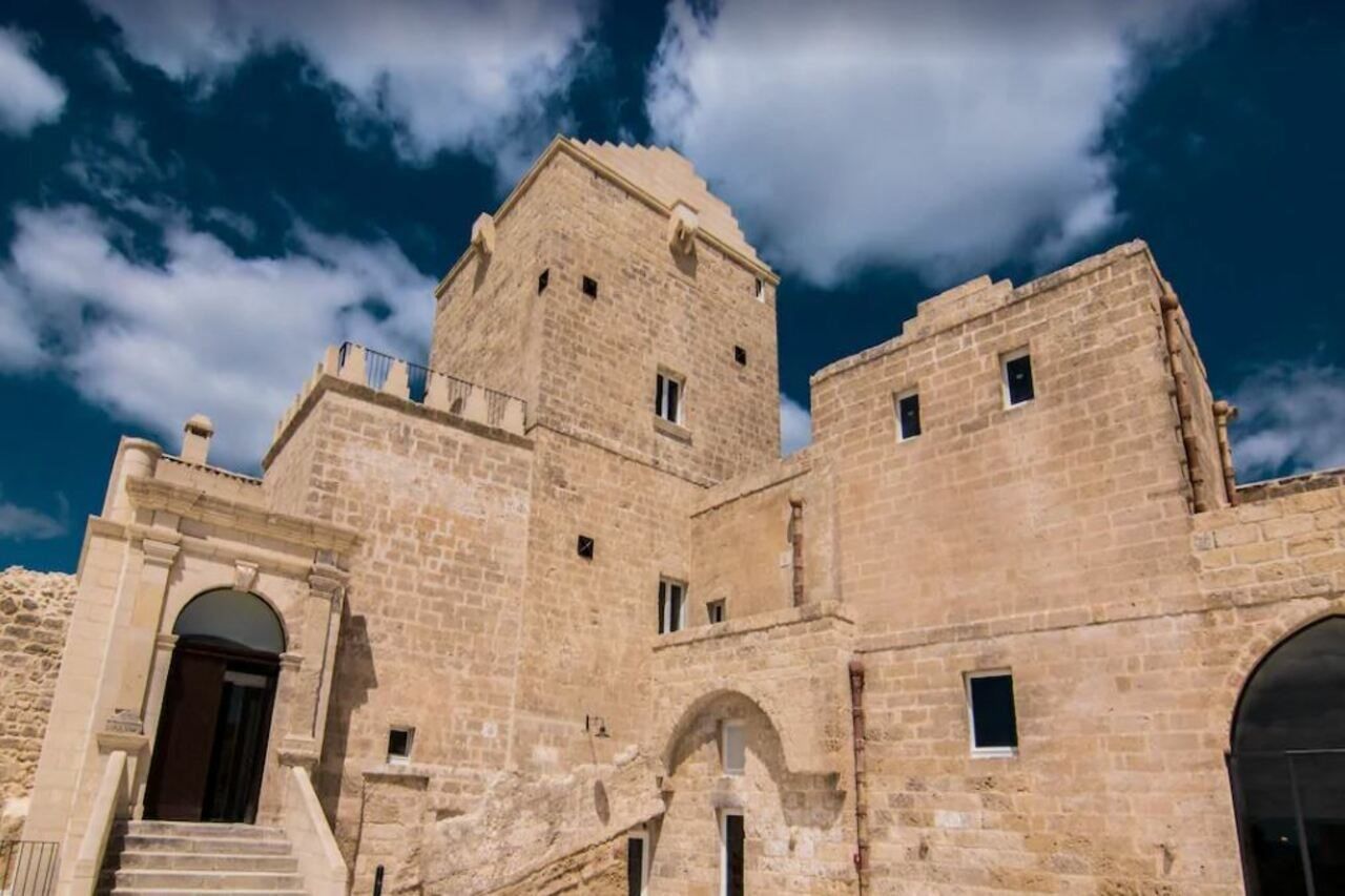Masseria Fortificata San Francesco Matera Bagian luar foto
